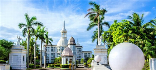 适合小县城开的儿童靴子加盟店有哪些，小县城加盟什么牌子鞋好卖