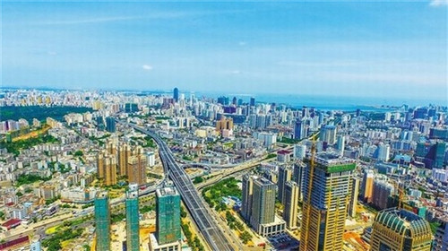 待甲60岁时赠与乙汽车一辆是期限还是条件（甲对乙享有60万元债权）